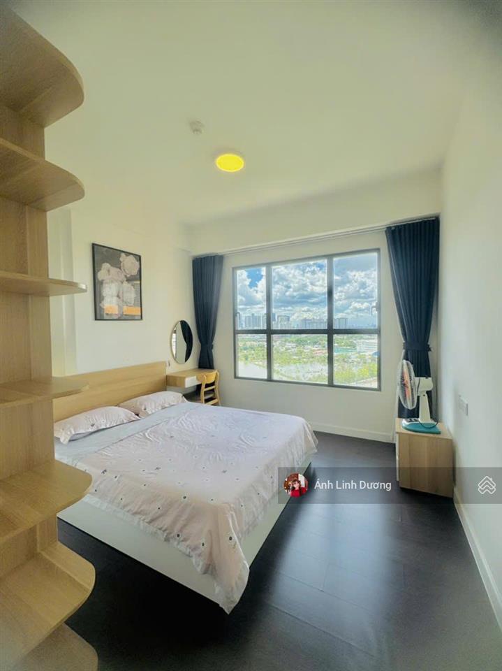 Cho thuê căn góc 3pn, tháp trung tâm s5  the sun avenue giá chỉ 21 triệu, trống sẵn vào ngay
