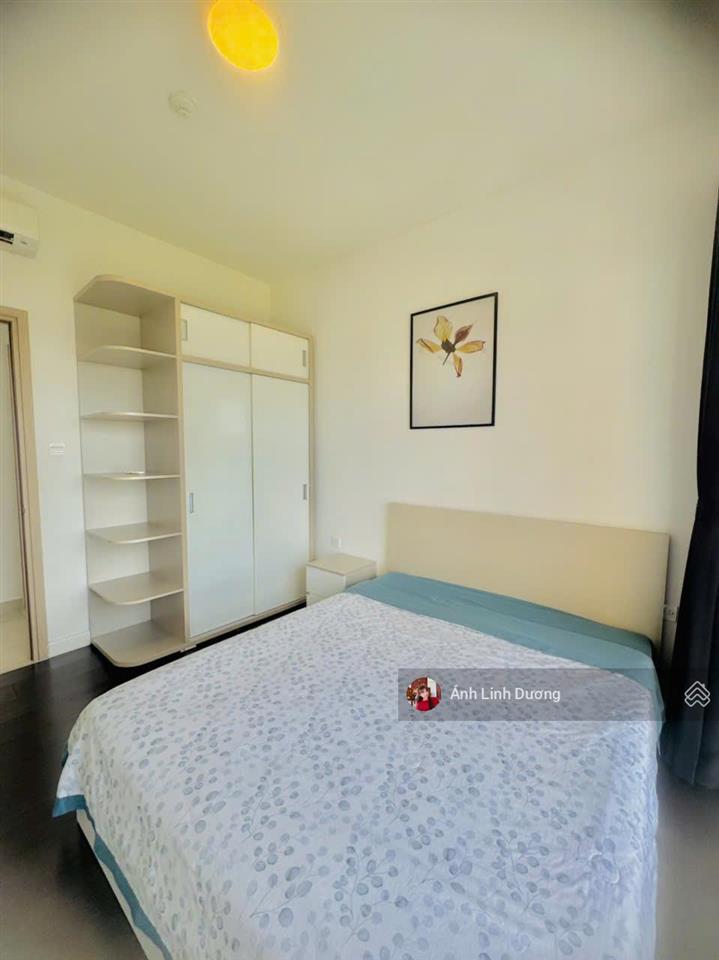 Cho thuê căn góc 3pn, tháp trung tâm s5  the sun avenue giá chỉ 21 triệu, trống sẵn vào ngay