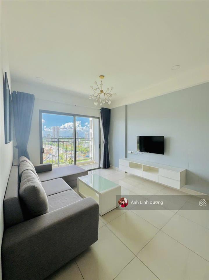 Cho thuê căn góc 3pn, tháp trung tâm s5  the sun avenue giá chỉ 21 triệu, trống sẵn vào ngay