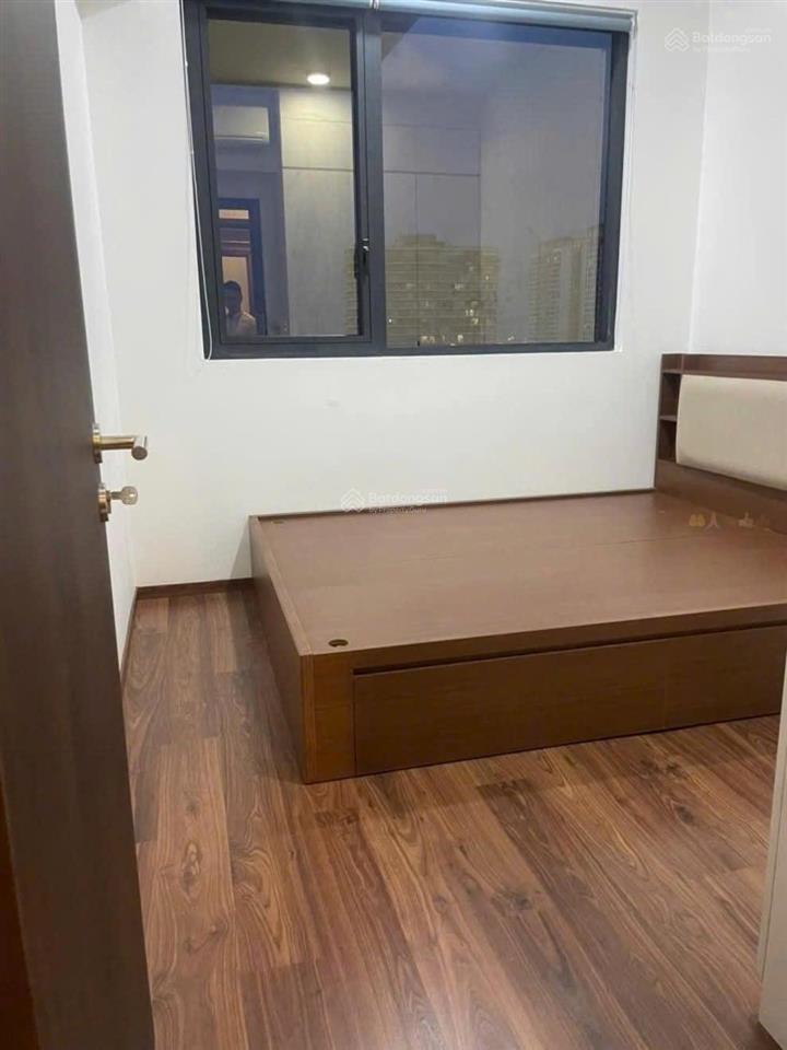 Cho thuê căn 2pn giá cực tốt, chỉ 16 triệu/tháng  one verandah, bàn giao nội thất như hình