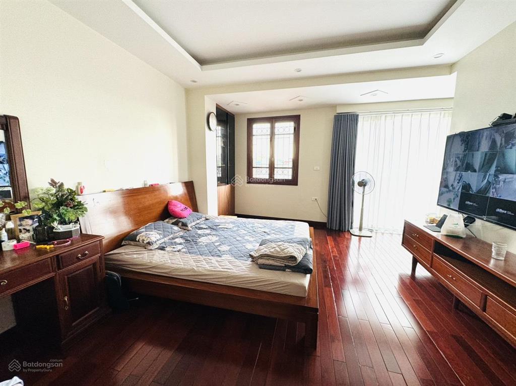 Tạ quang bửu  01 nhà ra phố  62m2  lô góc 2 mặt thoáng  chỉ 10.8 tỷ