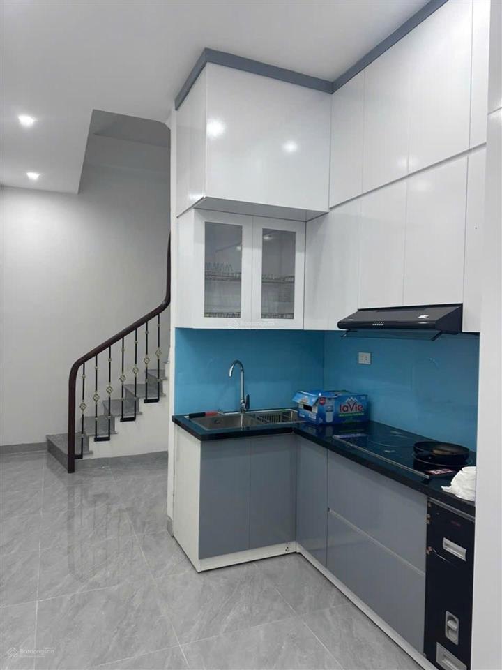Võ thị sáu  3m mặt ngõ  35m2  5 tầng  chỉ 8.1 tỷ.