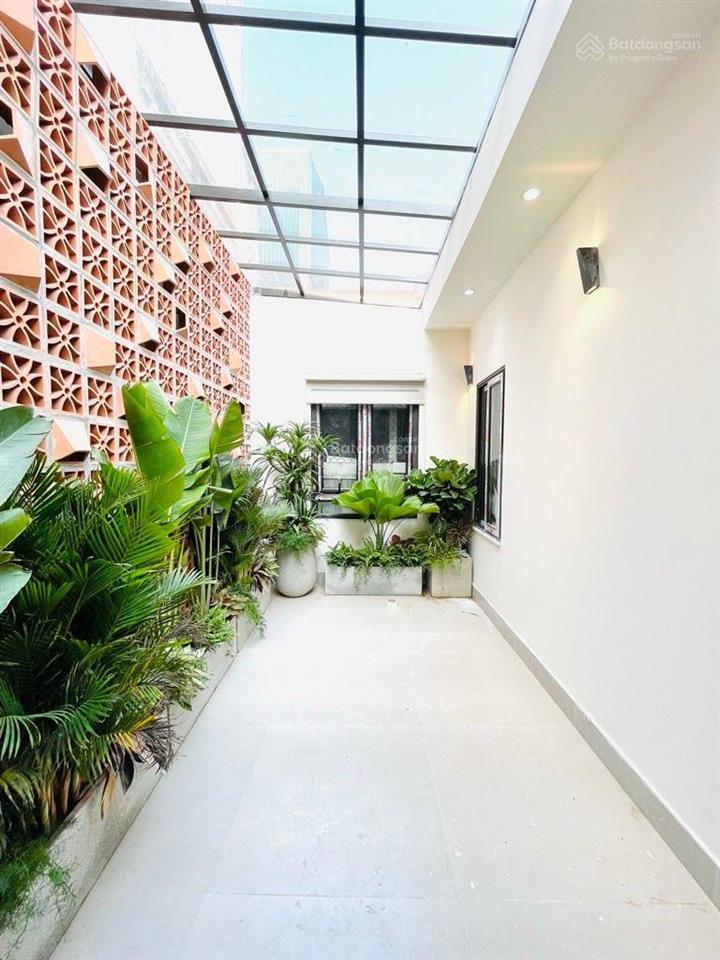 Lê đại hành  52m2  10m ra phố  5 phòng  full nội thất  chỉ 9 tỷ 9