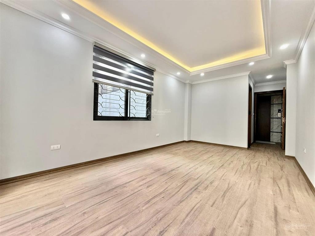 Lê thanh nghị  10m ra phố  45m2  5 tầng  thang máy  chỉ 12 tỷ