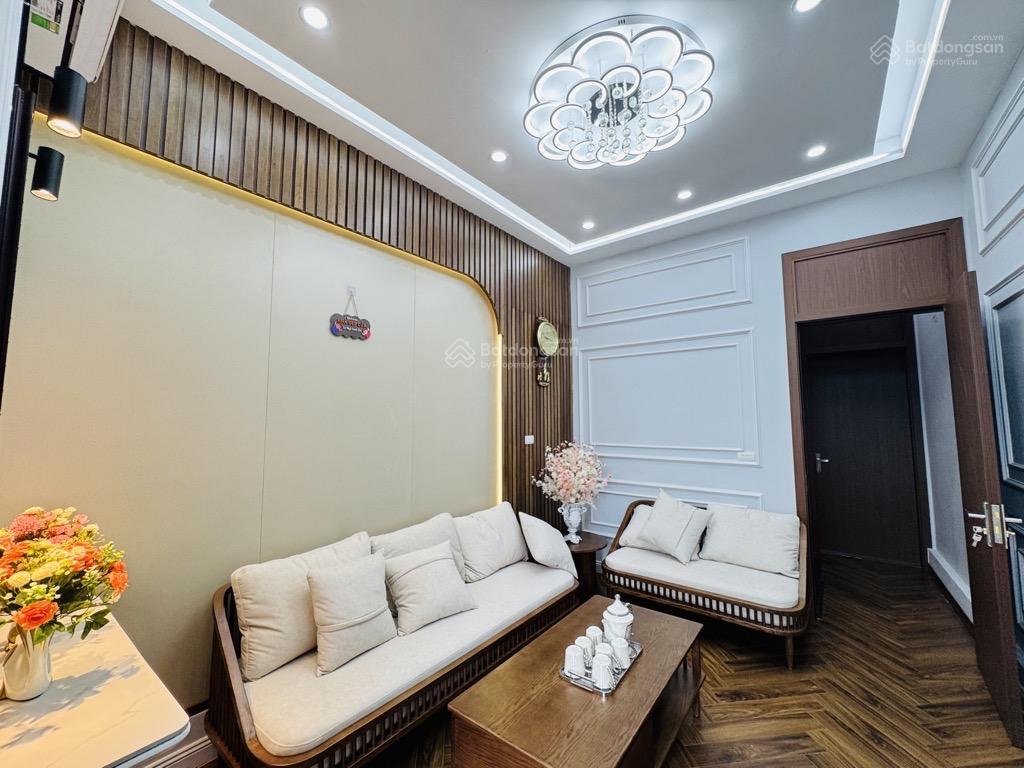 Lò đúc  40m2  full nội thất  2 thoáng trước sau  chỉ 9 tỷ 4