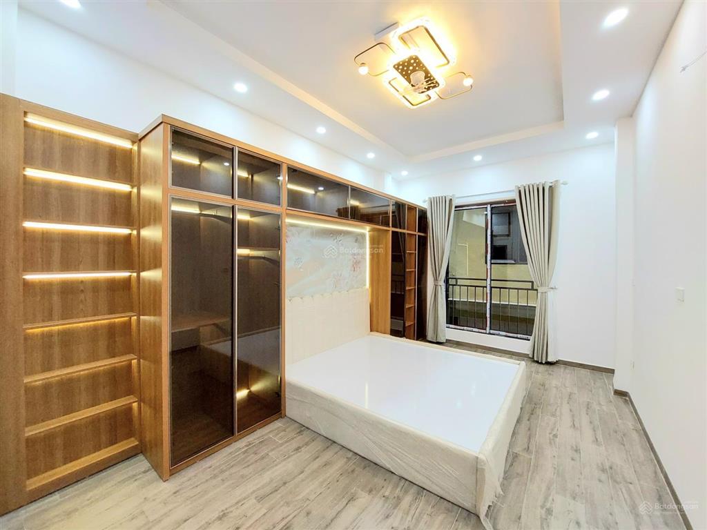 Lê quý đôn  ngõ ô tô kinh doanh  5 tầng full nội thất long lanh  chỉ 9 tỷ 2