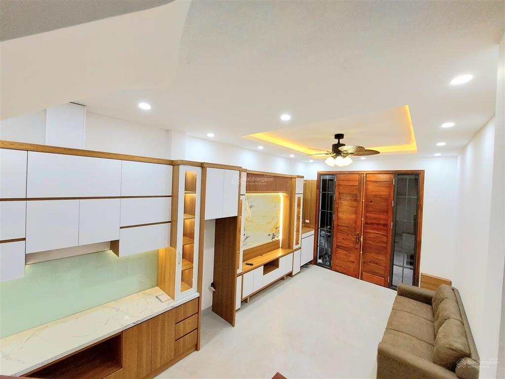 Lê quý đôn  ngõ ô tô kinh doanh  5 tầng full nội thất long lanh  chỉ 9 tỷ 2