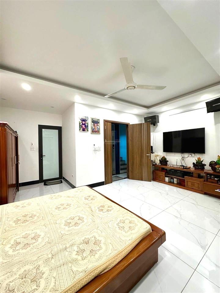 Trần khát chân  ô tô đỗ cửa  5 tầng thang máy  chỉ 13 tỷ 7