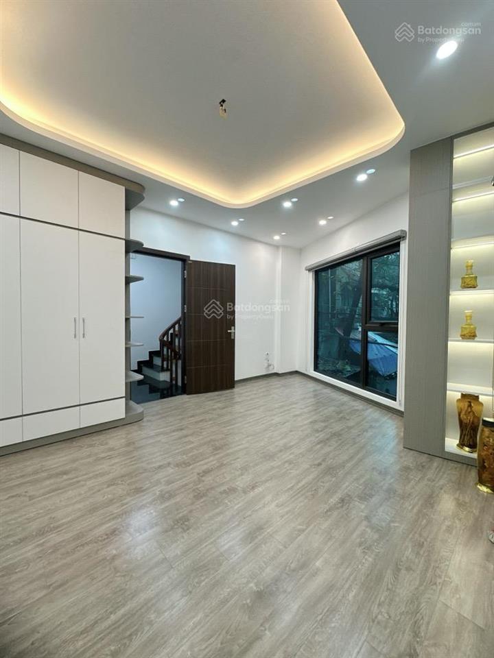 Lạc trung  đường ô tô tránh  lô góc 35m2  5 tầng  chỉ 10.5 tỷ