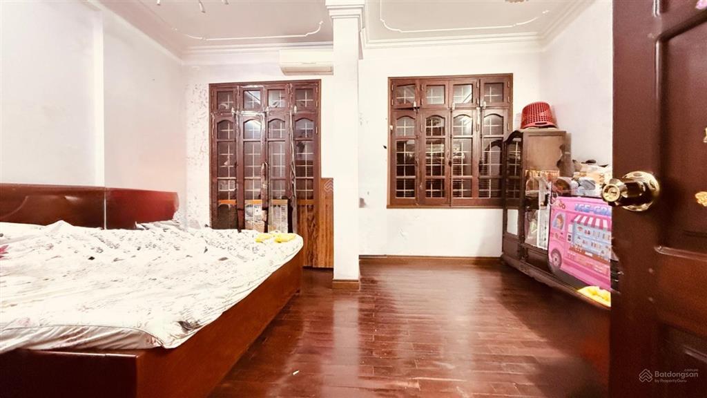Lò đúc  ô tô đỗ cửa  43m2  6 tầng  6m mặt tiền  chỉ 12 tỷ 8