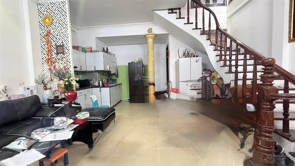 Lò đúc  ô tô đỗ cửa  43m2  6 tầng  6m mặt tiền  chỉ 12 tỷ 8