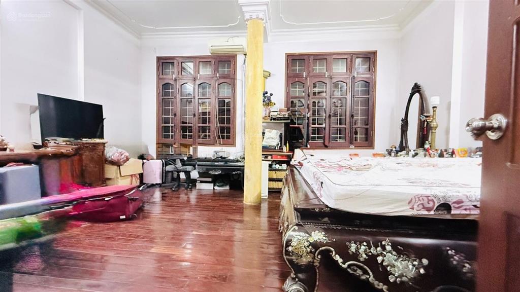 Lò đúc  ô tô đỗ cửa  43m2  6 tầng  6m mặt tiền  chỉ 12 tỷ 8