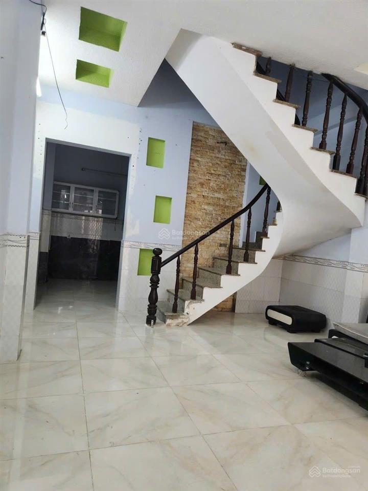 Bán nhà trống hẻm ba gác đường bông sao p5 q8