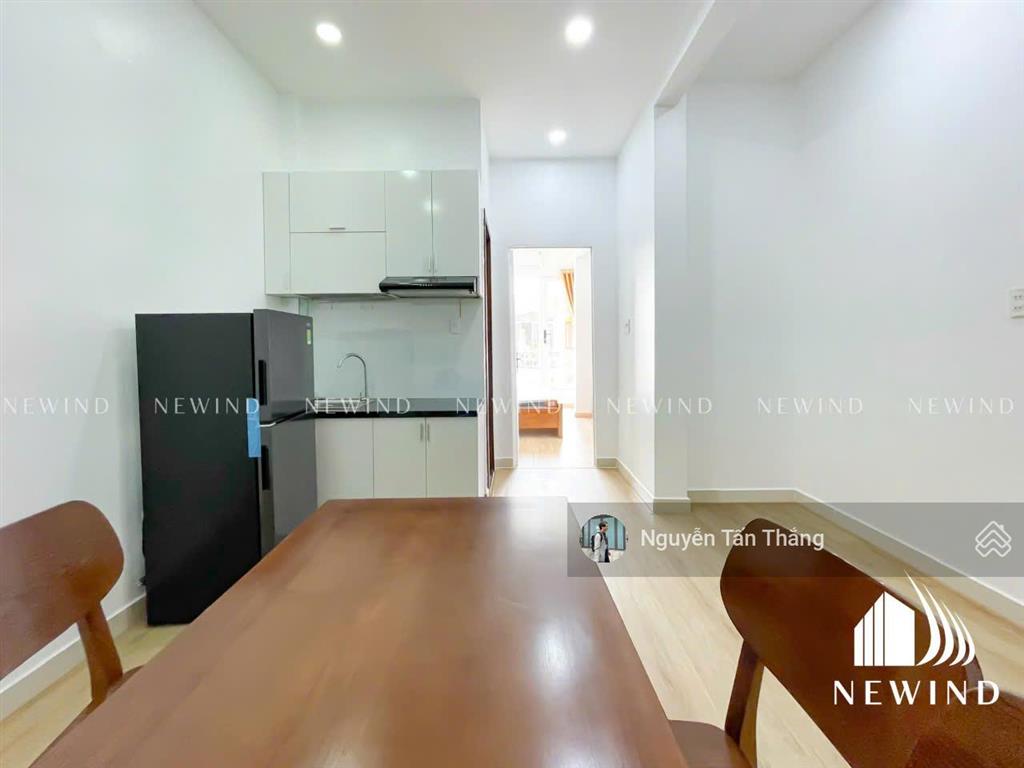 Cho thuê căn hộ mới xây tách bếp sát ufm (500m), kcx, secc, gần quận 1, quận 4, quận 4