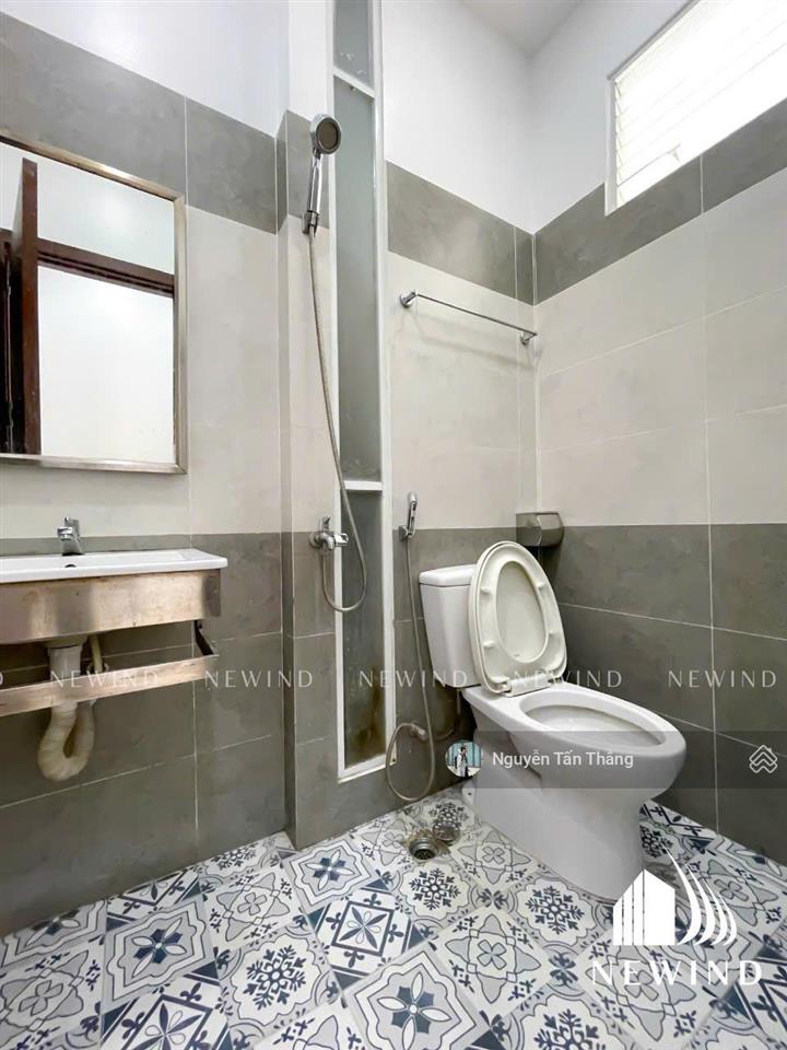 Cho thuê căn hộ mới xây tách bếp sát ufm (500m), kcx, secc, gần quận 1, quận 4, quận 4