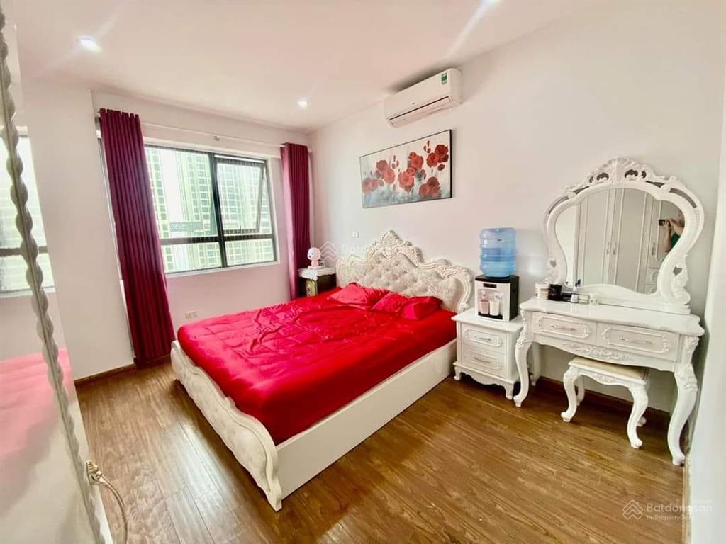 Cần bán gấp căn hộ 3pn, 3wc tại chung cư the pride, la khê, hà đông, nhà cửa rất đẹp và thoáng mát