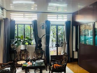 Bán nhà trung tâm quận 10  ngang 7m  sát hẻm xe hơi  sau lưng mặt tiền