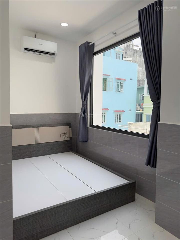 Bán nhà vĩnh viễn dt 5.5 x 10m 4 tầng 6pn cách mt 30m, giá chỉ hơn 7 tỷ