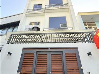 Bán chdv vĩnh viễn q10  cn 53m  6pn/6wc  nhà mới, dọn vào ở ngay  dòng tiền 400tr/năm