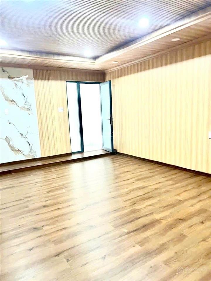 Bán nhà hậu giang quận 6, 4 x 11,3m, 2 tầng nhà còn mới giá mềm chỉ 4 tỷ hơn ở ngay