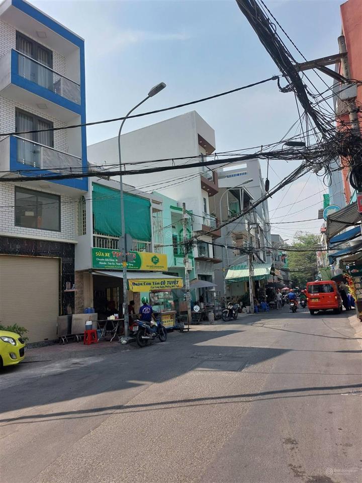 Giảm 1 tỷ gấp, lạc long quân ngang 5,2 x 13m, 2 phòng ngủ đang cho thuê 19tr/ tháng giá còn 7,x tỷ