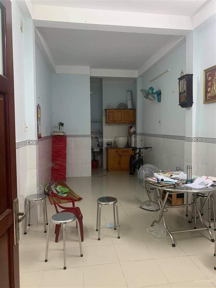 Nhà ngộp nguyễn trãi q5  4 tầng  dòng tiền 15tr/tháng