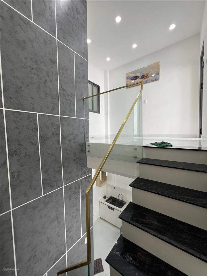 Nhà đẹp bà hom quận 6, dt rộng 5 x 11 m, 2 tầng 3pn 3wc, nhà đẹp ở ngay chỉ 4,9 tỷ