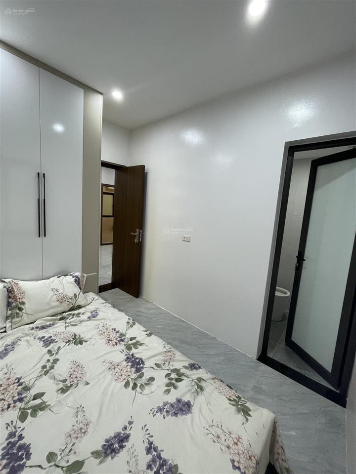 Tập thể tầng 1 nam thành công hoàng ngọc phách sổ 43m sd ~90m | 3pn khách + bếp | 2wc