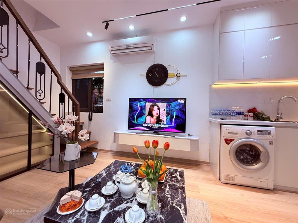 Hiếm  tập thể kim liên  view phố lương định của  duplex t4 + 5  90m2  3pn  3wc