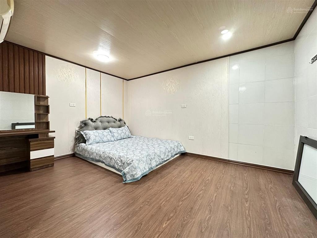 Tập thể trung tự3 ngủ  2wc sổ 68/105m2 nhỉnh 5t cạnh hồ đắc di.