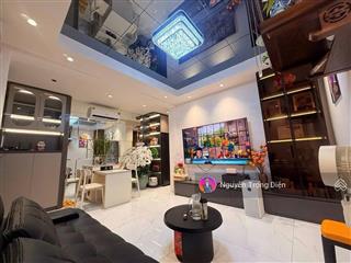 Hiếm!  căn hộ phố chùa láng  cạnh đh ngoại thương  2 ngủ