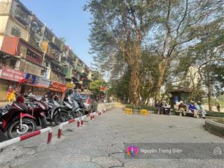 Siêu hiếmtập thể thành công 70m22pn sát hồ sân chơi rộng