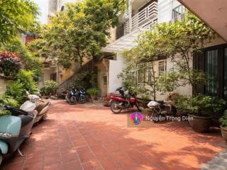 Tập thểa phố thái hà đống đa  2 mặt thoáng  ô tô đỗ cửa 70m22pn2wc