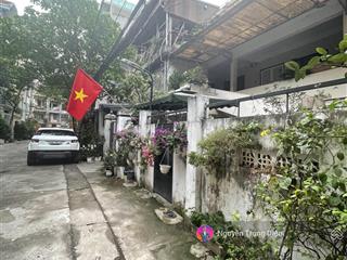 Tập thể nguyễn chí thanhhuynh thúc kháng | tầng 2 | lô góc | 41/75m | 2pn (có thể 3pn)