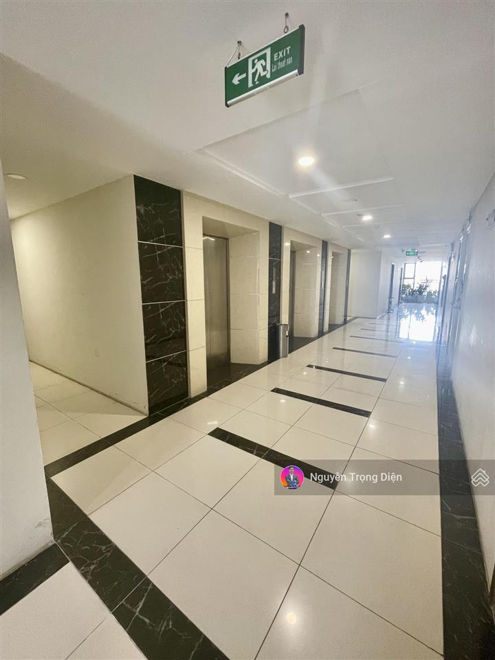 Chung cư ct1a vov mễ trì  view hồ mễ trì, cạnh vinhomes green bay  có bãi đậu ô tô 65m2  2pn 2wc