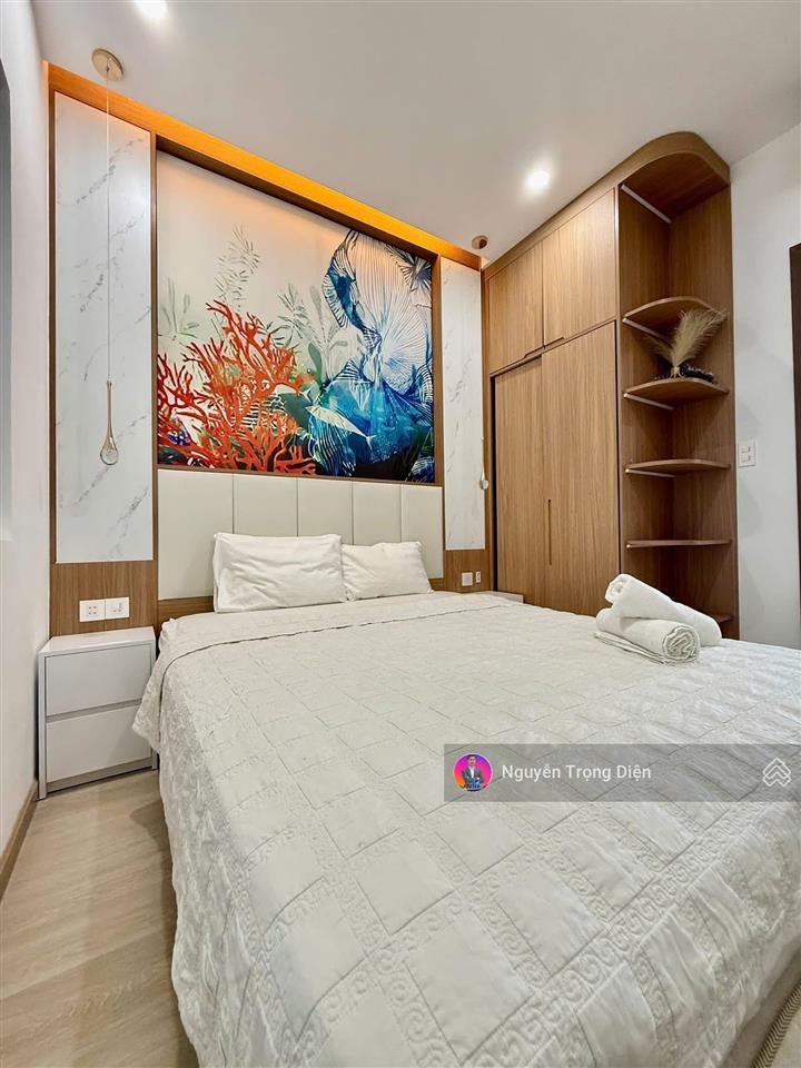 Tập thể chùa bộc  3pn rộng  giá chỉ quanh 5 tỷ  lô góc  gần học viện ngân hàng