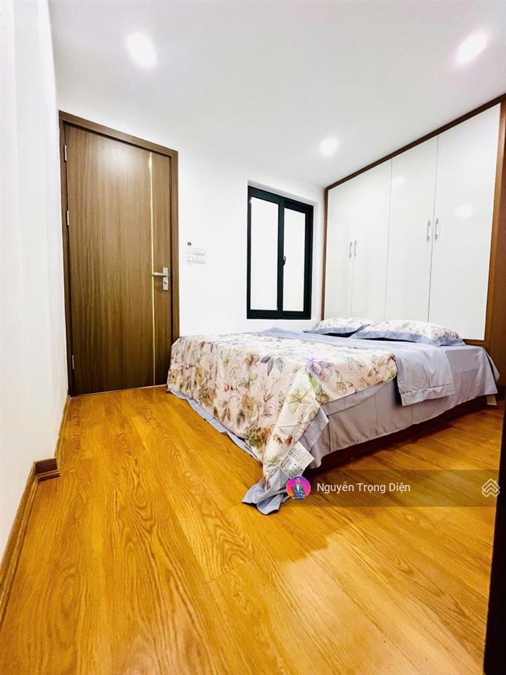 Mặt phố tôn thất tùngfull nội thất 2pn + 2wc khép kín sổ 25/70m23ty95