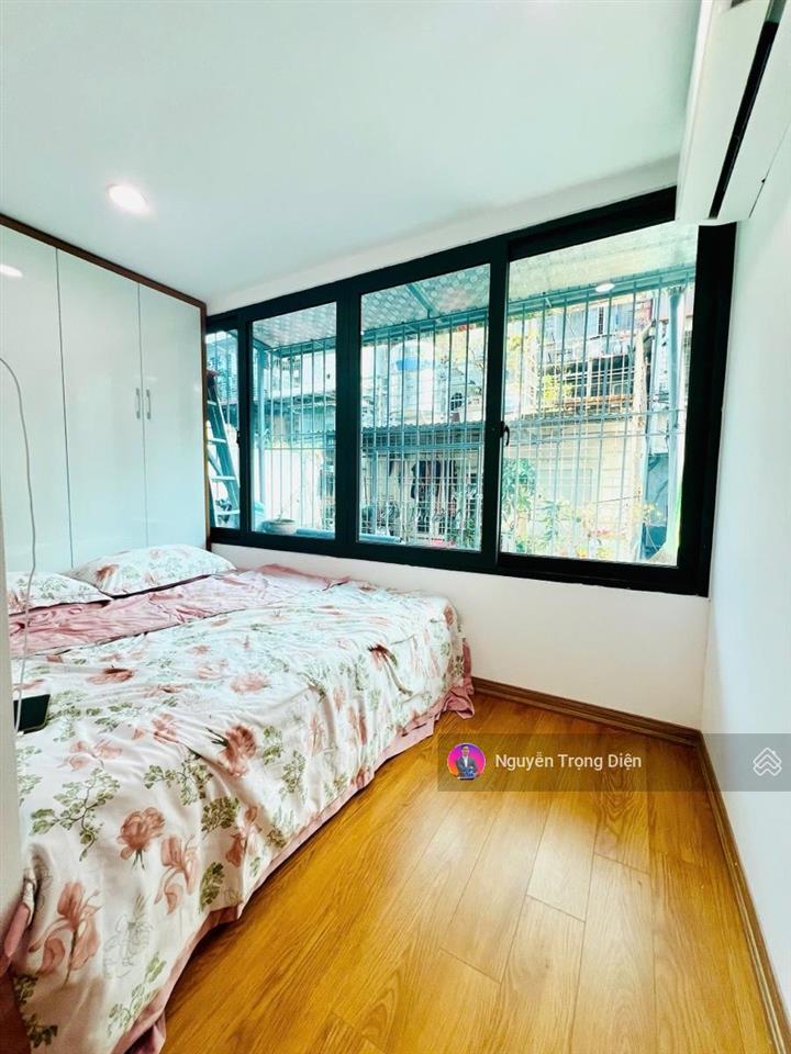 Mặt phố tôn thất tùngfull nội thất 2pn + 2wc khép kín sổ 25/70m23ty95