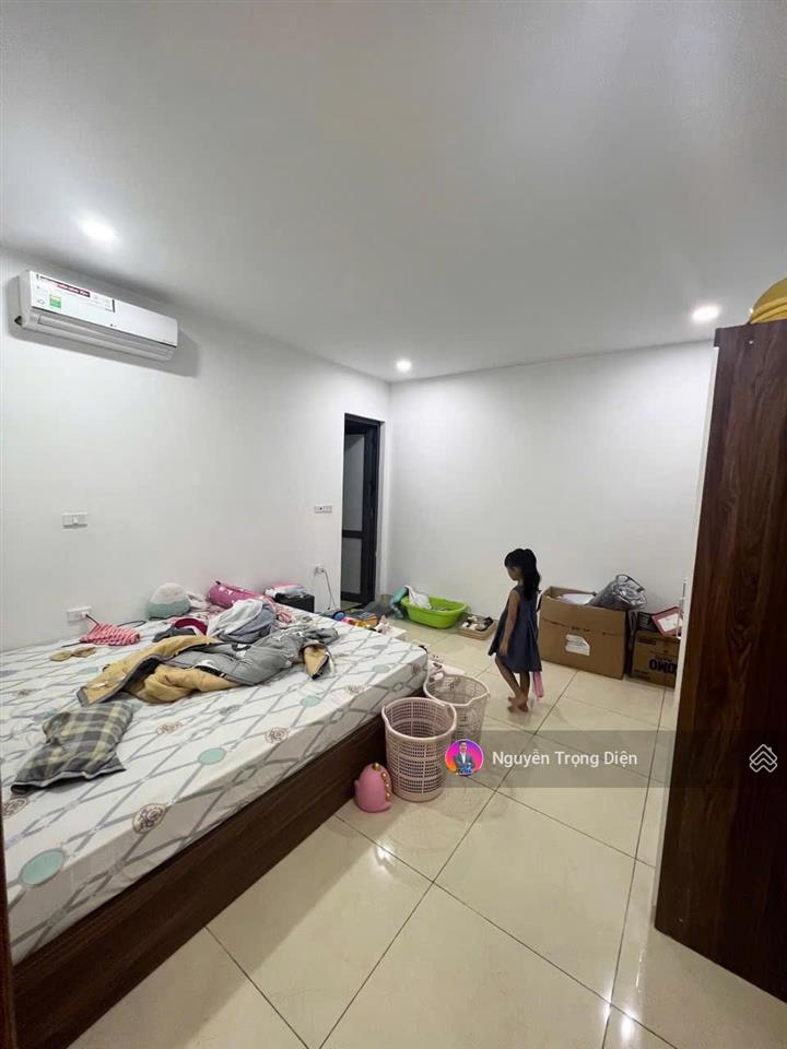 Cho thuê chung cư công an 282 nguyễn huy tưởng  3pn  2wc  14tr.