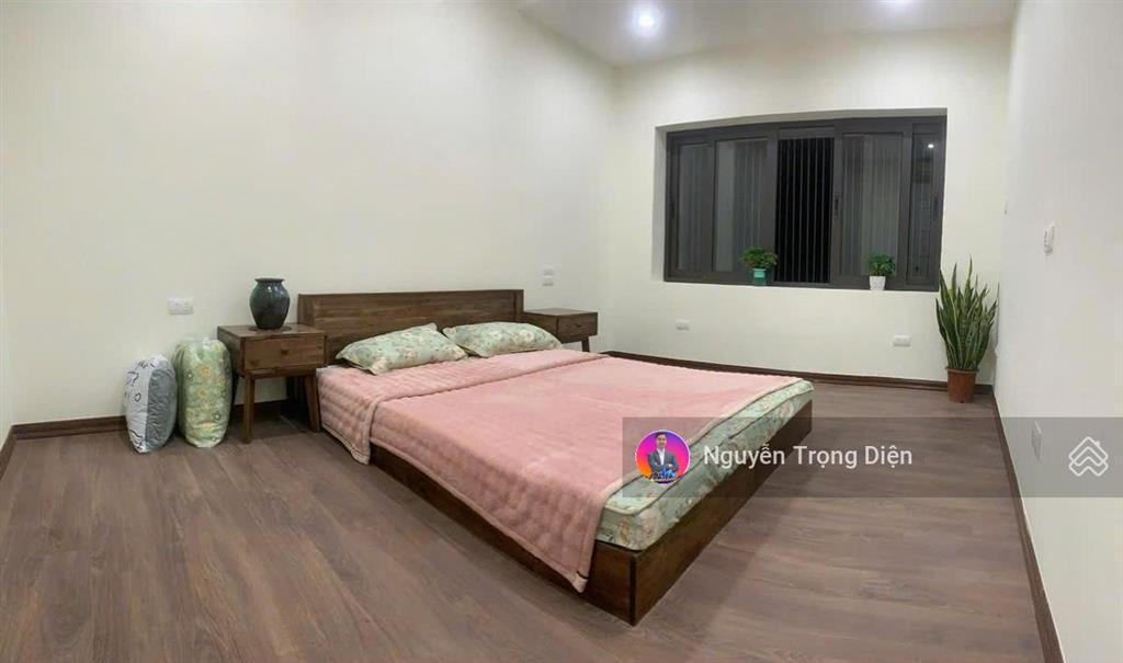 Tập thể vip mặt phố nguyên hồng sổ to 40/70m2, 2 ngủ siêu thoáng, view mặt phố  4, x tỷ