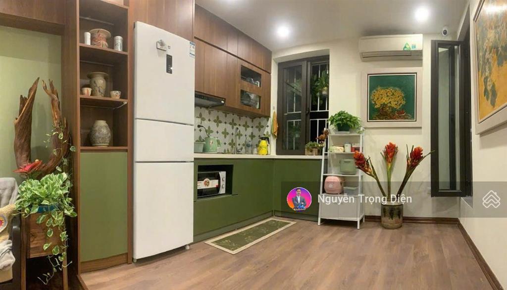 Tập thể vip mặt phố nguyên hồng sổ to 40/70m2, 2 ngủ siêu thoáng, view mặt phố  4, x tỷ