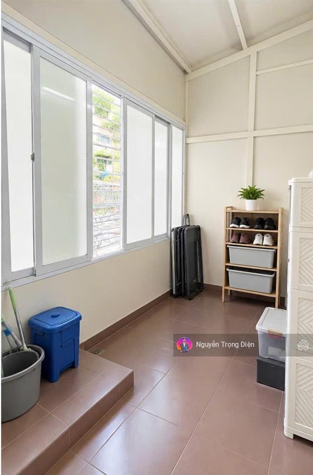 Hiếm, tập thể ngọc khánh ba đình 2 tầng 2 + 3, 100m2, 3pn, 4,48 tỷ