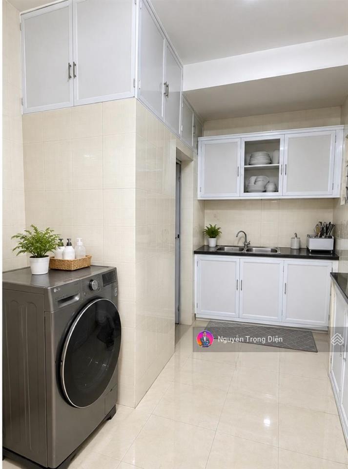 Hiếm! tập thể ngọc khánh ba đình 2 tầng 2 + 3 | 100m2 | 3pn | 4,48 tỷ