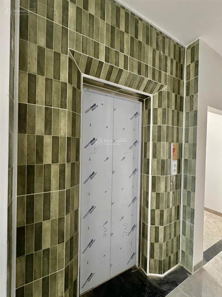 Top chdv ngô đức kế, p bthanh  dt 144.8m2, kc 2mt hầm+7 tầng 24 phòng hđt 140tr giá 36.5t