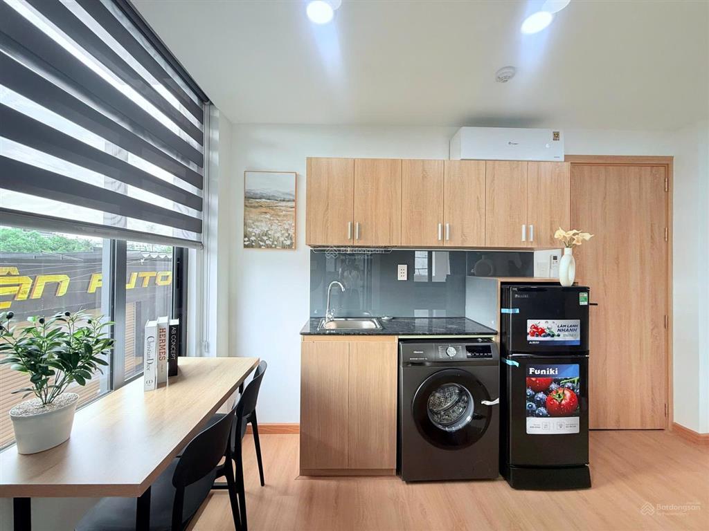 Top chdv phạm văn chiêu, p an hội tây, gv  dt 70m2 kc góc + 6 tầng  19p  hđt 85tr 18.5tỷ