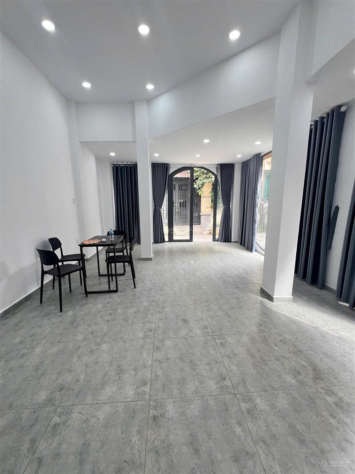 Top chdv huỳnh văn nghệ, p tân sơn, tb  dt 86.7m2, kc góc 6 tầng  15 phòng  hđt 70tr