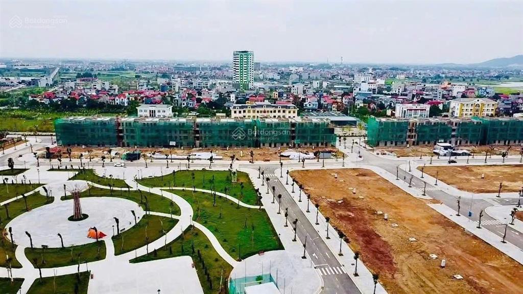 Hàng hiếm! bán căn shophouse 4 tầng 140m2 mt 7m đối diện trung tâm hành chính  giá rất hời 11,3tỷ