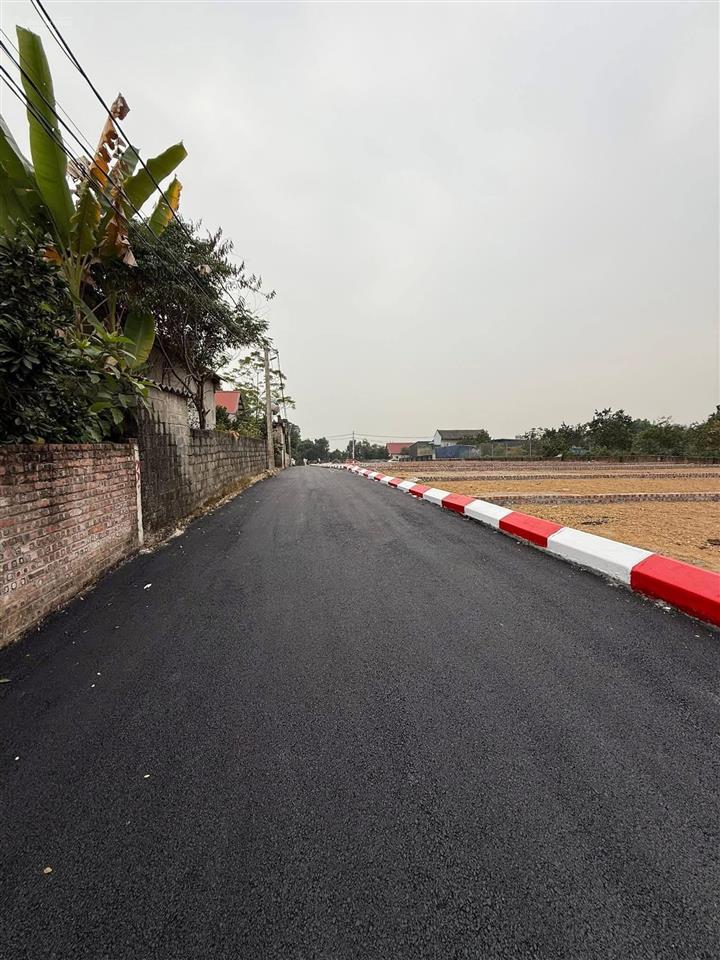 Bán đất view hồ tại xã cẩm lĩnh, ba vì, hà nội, 750 triệu, 100m2 thổ cư. cách kdl suối hai 3 phút.