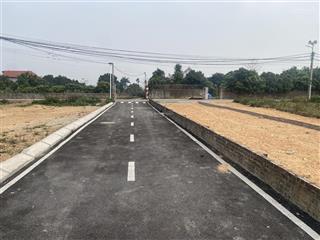 Bán mảnh đất gần chợ tân thành  cẩm lĩnh. đường nhựa ô tô tránh. dt 115m chỉ 750tr. 0963 699 ***