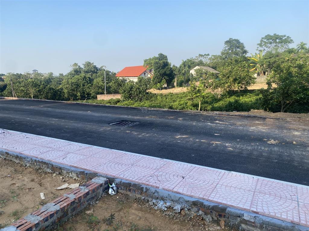 Siêu phẩm f0 giá chỉ vài trăm triệu, đầu tư sinh lời tốt. dt 100m2 full thổ cư